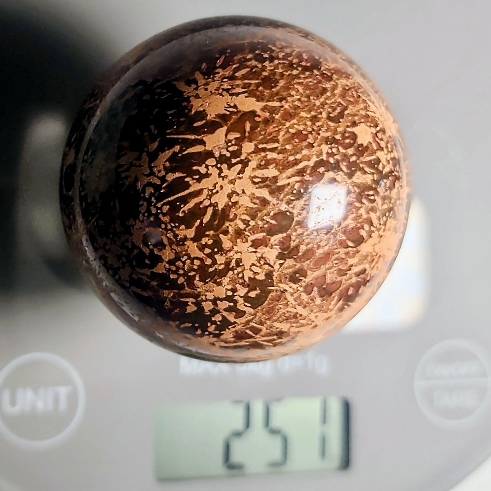 כדור Firework Jasper מלוטש, חום-שוקולד עם דוגמת זיקוקים, 5.7 ס"מ – תמונה 5