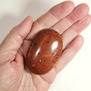 אבן כף יד מג׳ספר אדום Red Jasper Palm Stone